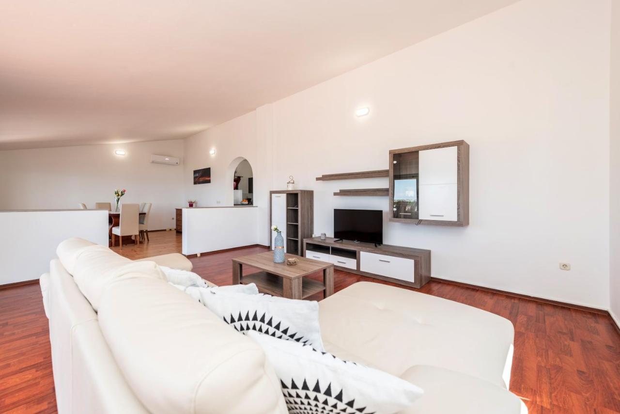 Apartment Astoria Zaton  Exteriér fotografie